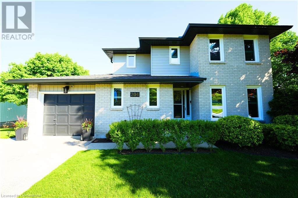 204 QUINTE COURT Image 2