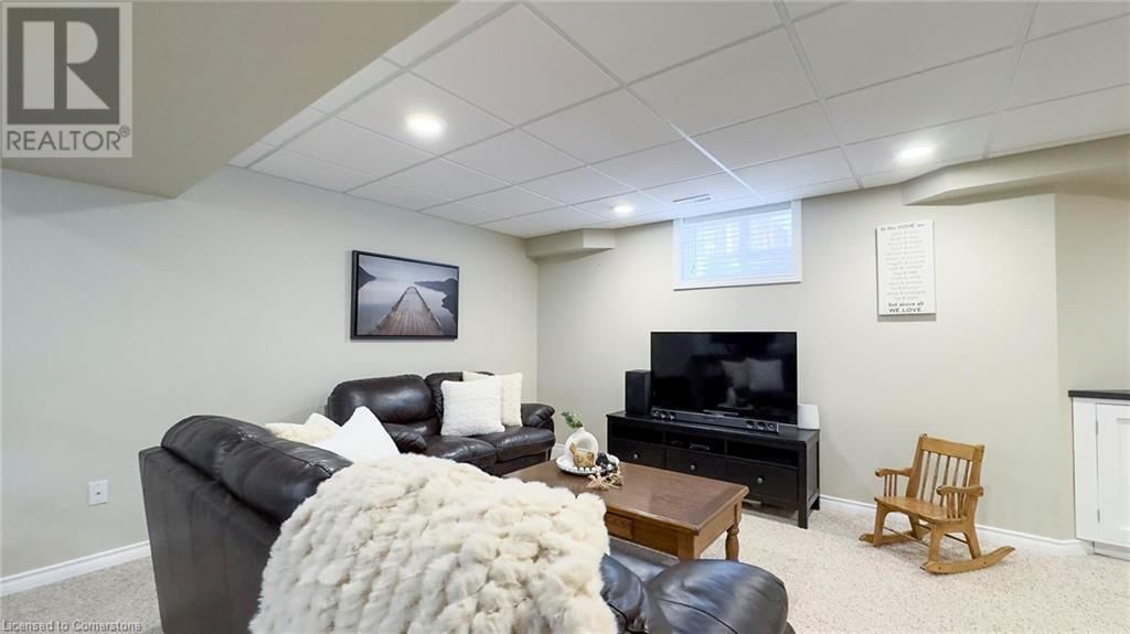 179 FERRIS DRIVE Image 38