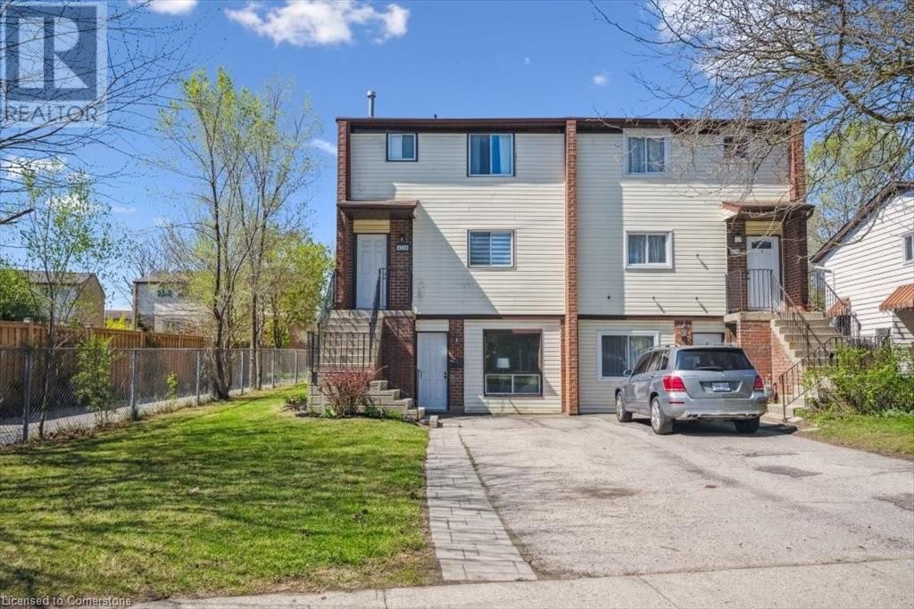 A - 421 BAIRSTOW CRESCENT Image 1