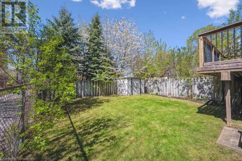 A - 421 BAIRSTOW CRESCENT Image 33