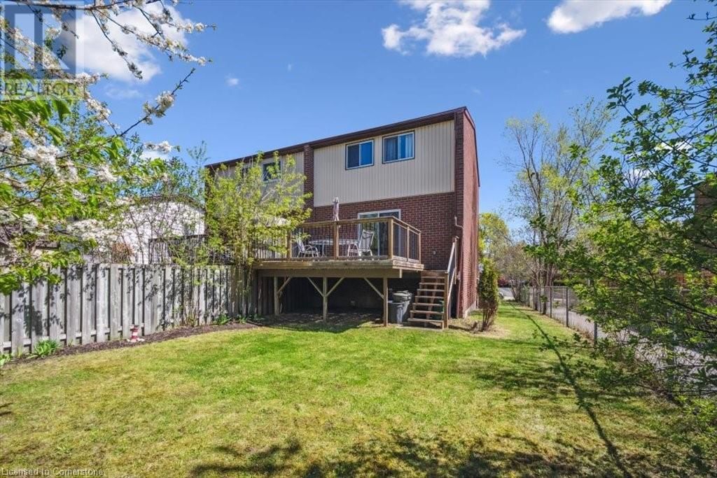 A - 421 BAIRSTOW CRESCENT Image 34