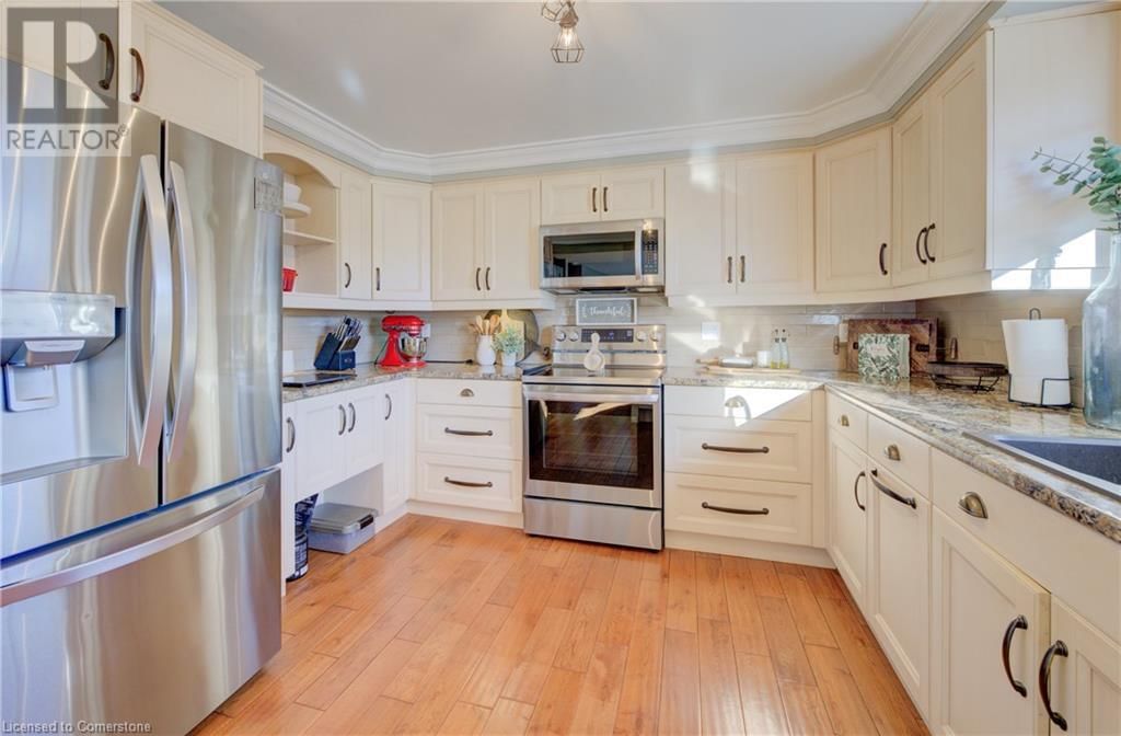 47 MANOR DRIVE Image 23