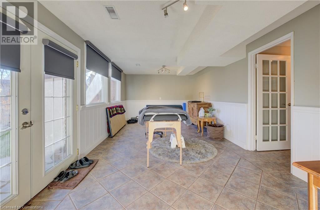 47 MANOR DRIVE Image 39