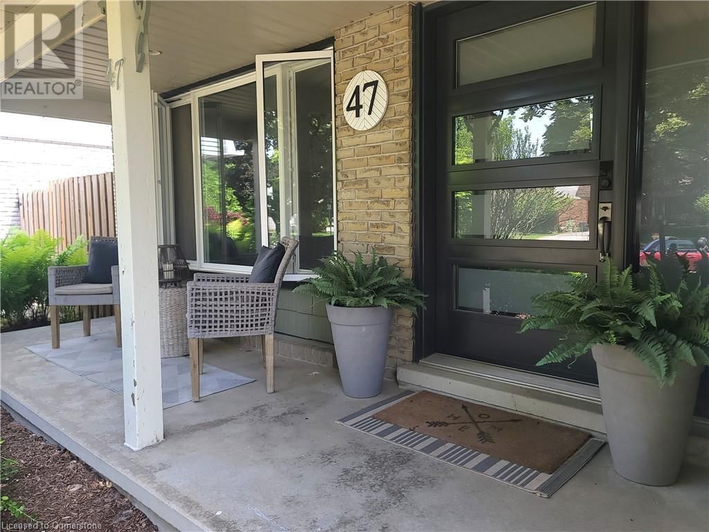 47 MANOR DRIVE Image 4