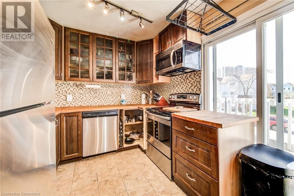 26 - 111 TRAYNOR AVENUE Image 20