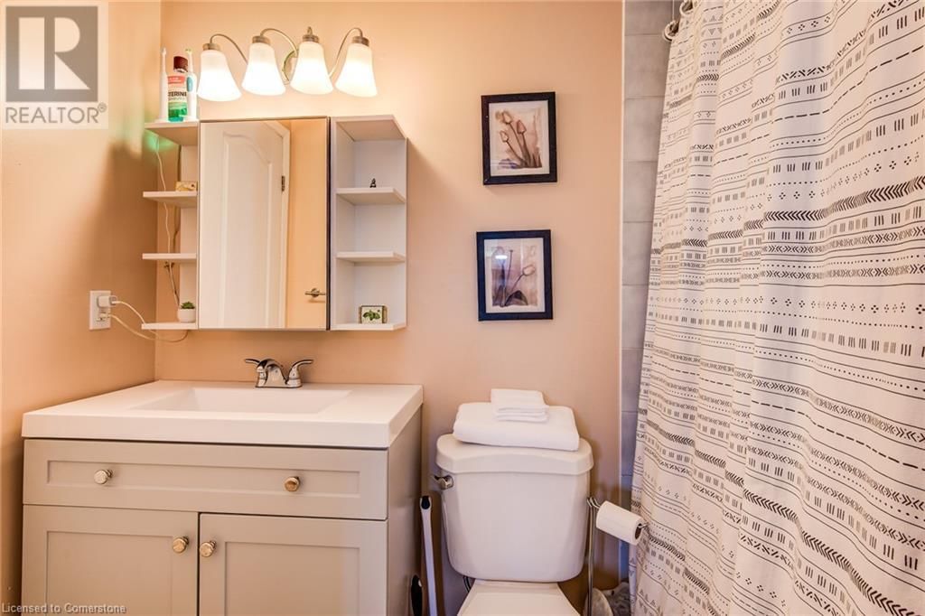 26 - 111 TRAYNOR AVENUE Image 35