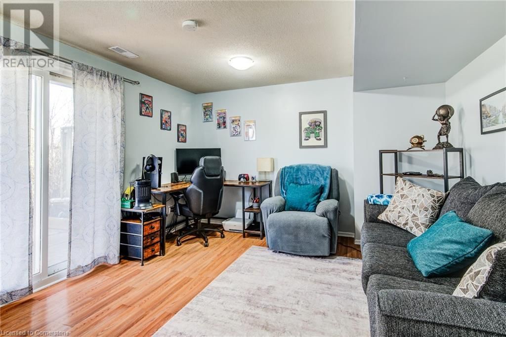 26 - 111 TRAYNOR AVENUE Image 36