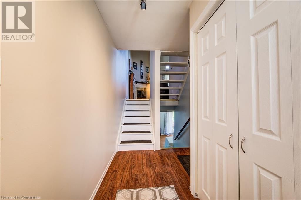 26 - 111 TRAYNOR AVENUE Image 4