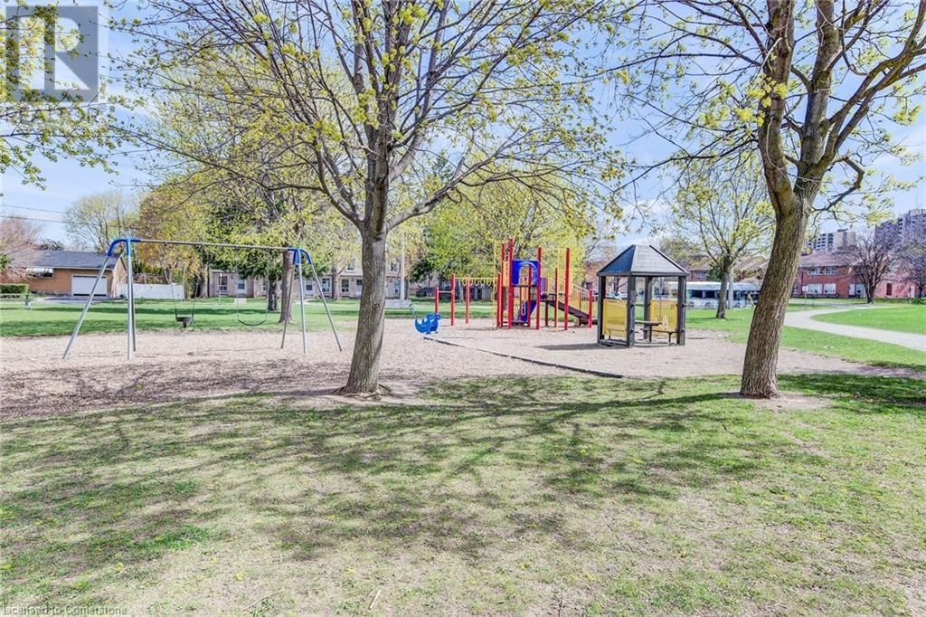 26 - 111 TRAYNOR AVENUE Image 44