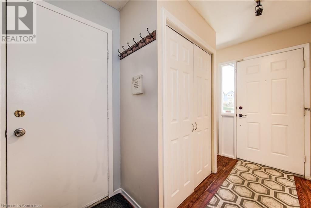 26 - 111 TRAYNOR AVENUE Image 5
