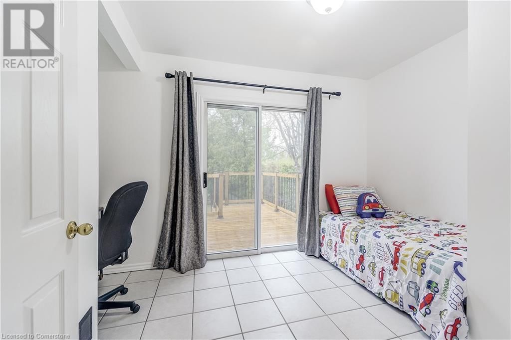 1470 FISHER AVENUE Image 11