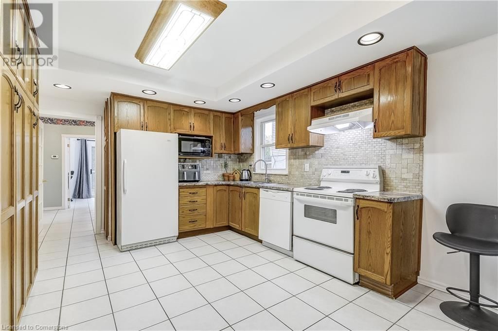 1470 FISHER AVENUE Image 3