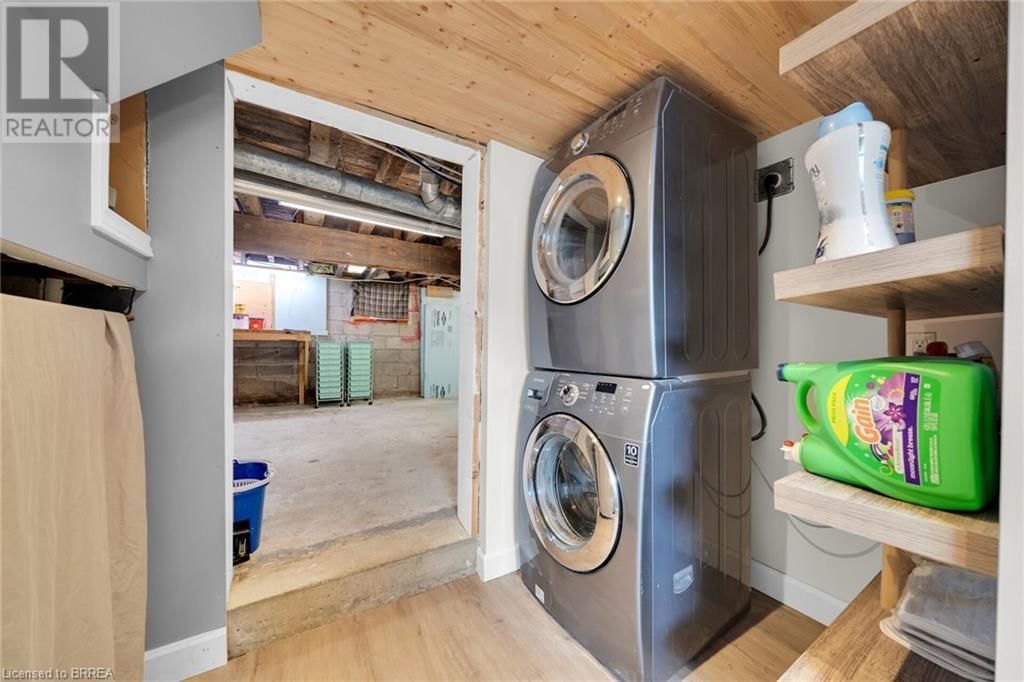 228 FINKLE STREET Image 32