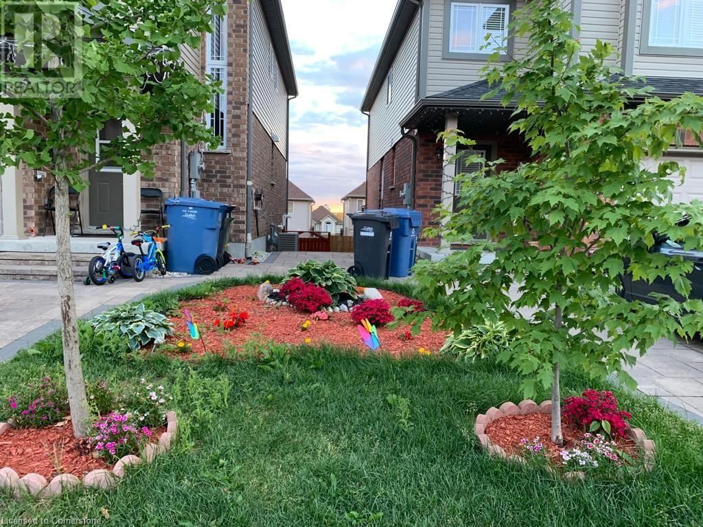 79 OAKES CRESCENT Image 29
