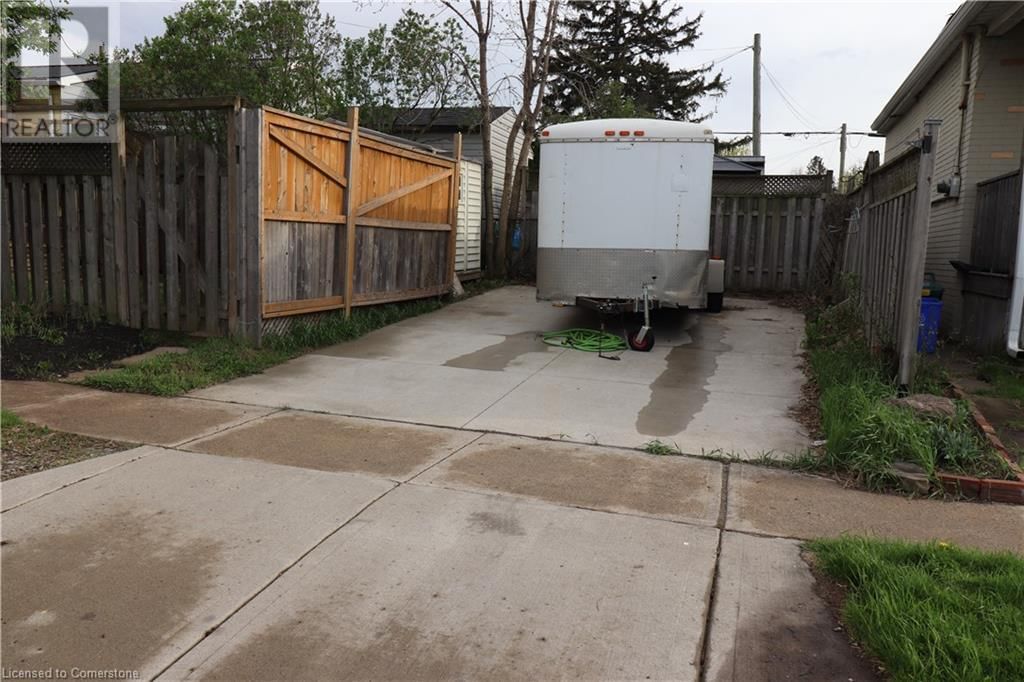 79 HARMONY AVENUE Image 6