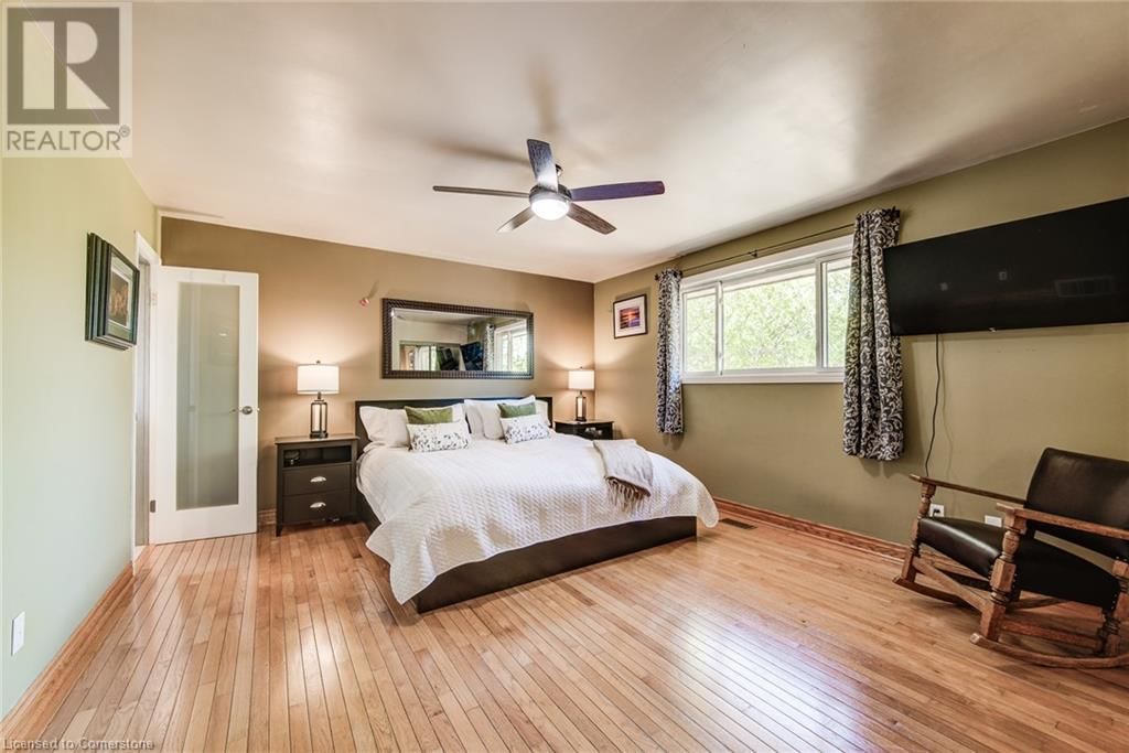 330 DALEVIEW PLACE Image 21