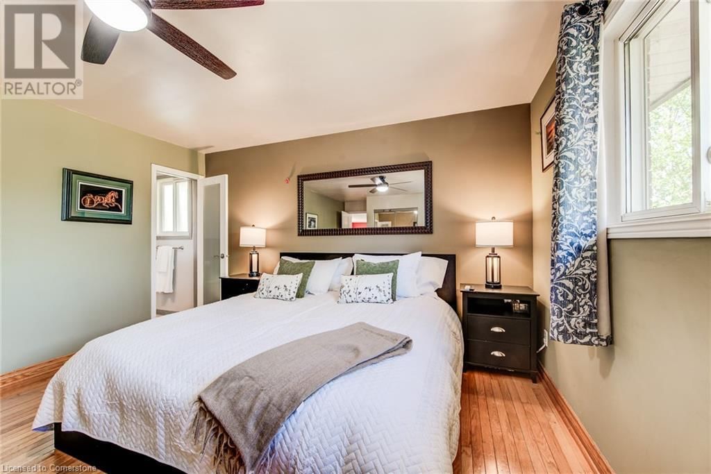 330 DALEVIEW PLACE Image 22