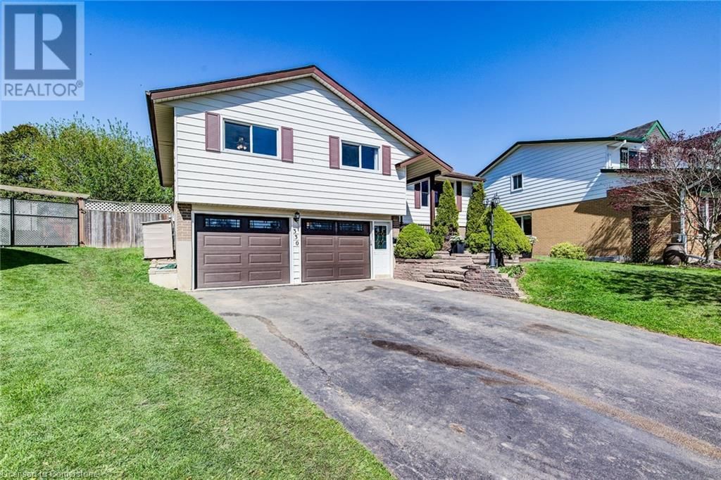 330 DALEVIEW PLACE Image 3