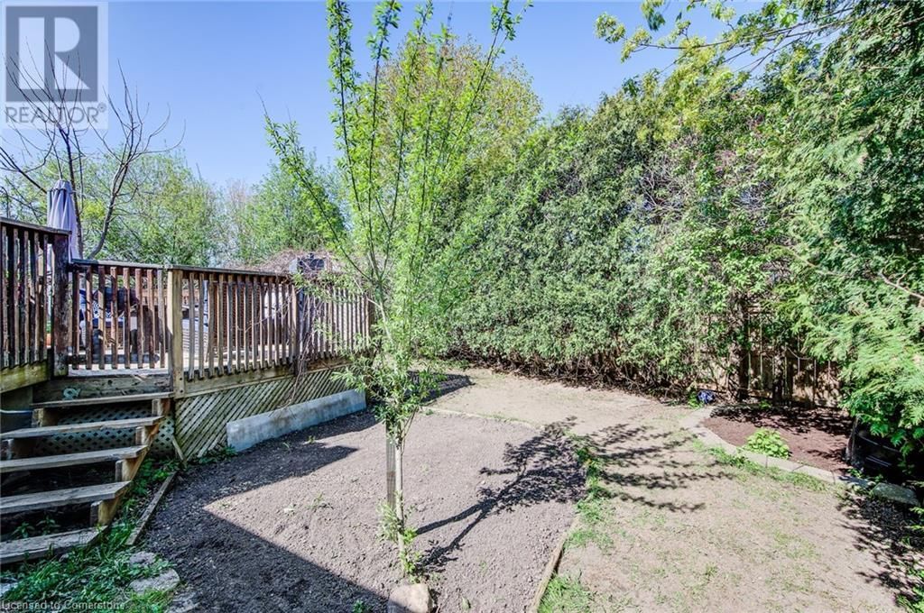 330 DALEVIEW PLACE Image 46