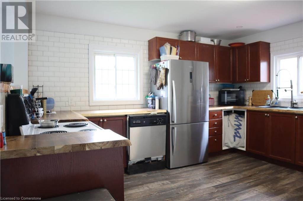 273 OXFORD AVENUE Image 12