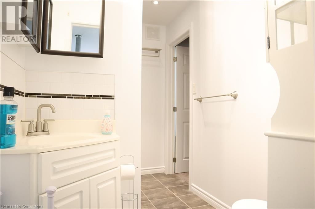 273 OXFORD AVENUE Image 20