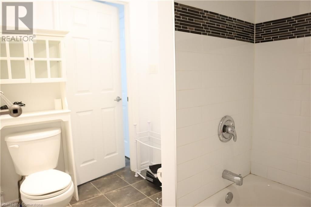273 OXFORD AVENUE Image 22