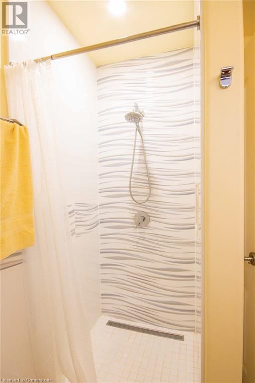 610 PINE POINT LANE Image 31