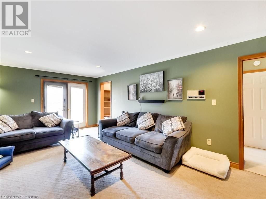 55 BUCHANAN DRIVE Image 16
