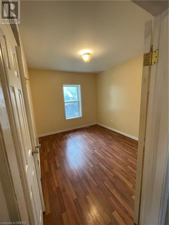 34 YOUNG STREET Image 7