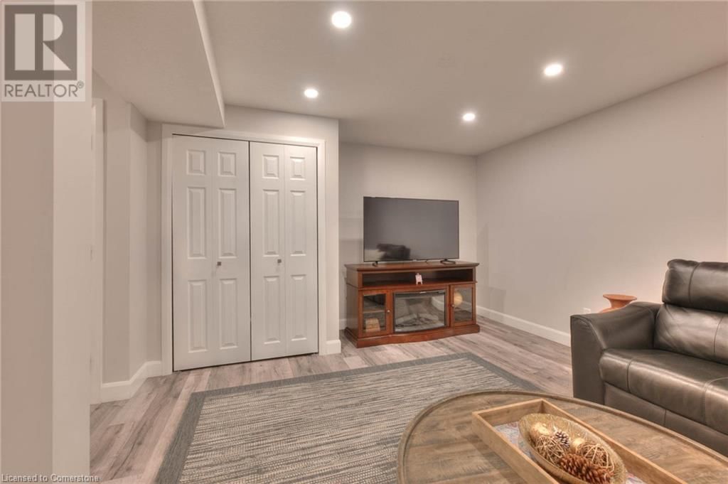 34 REISTVIEW STREET Image 37