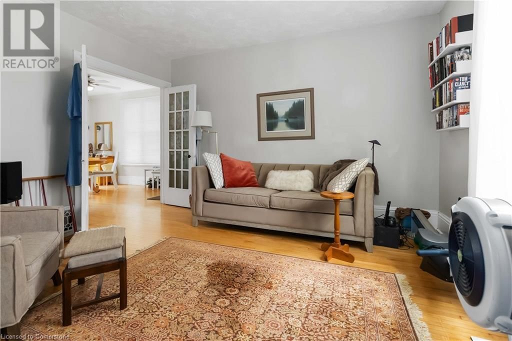 12 DUKE STREET Image 16