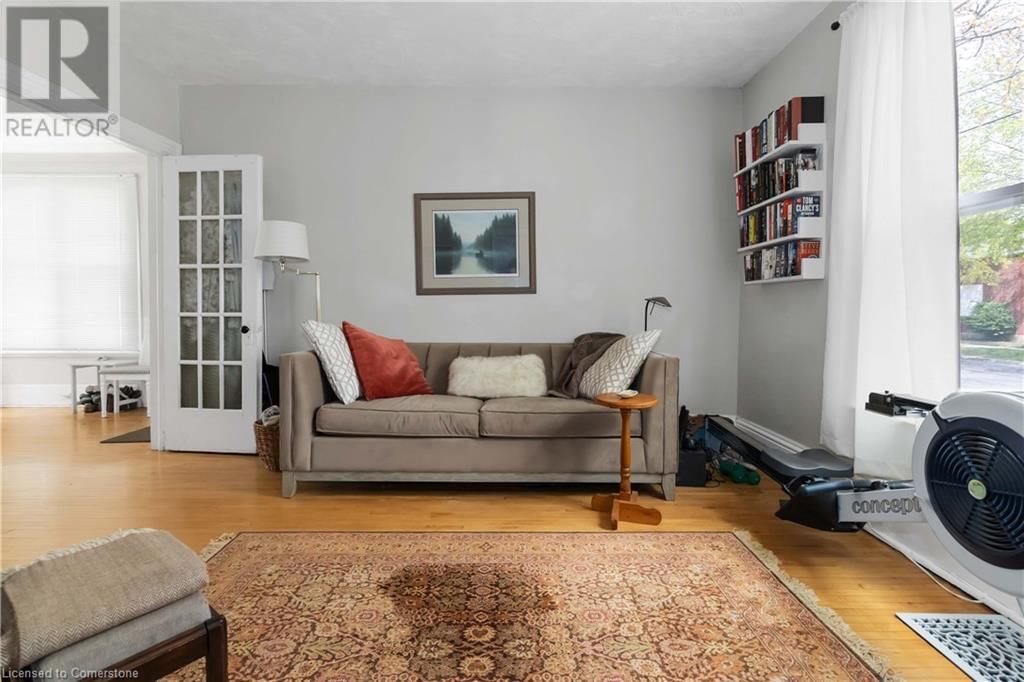 12 DUKE STREET Image 17
