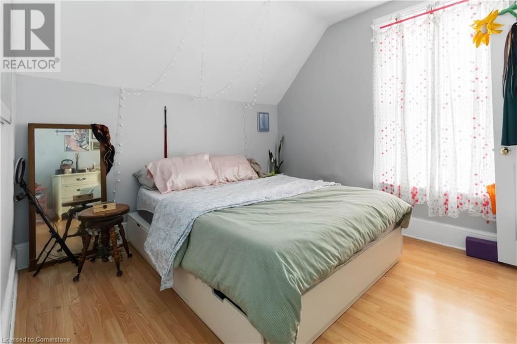 12 DUKE STREET Image 6
