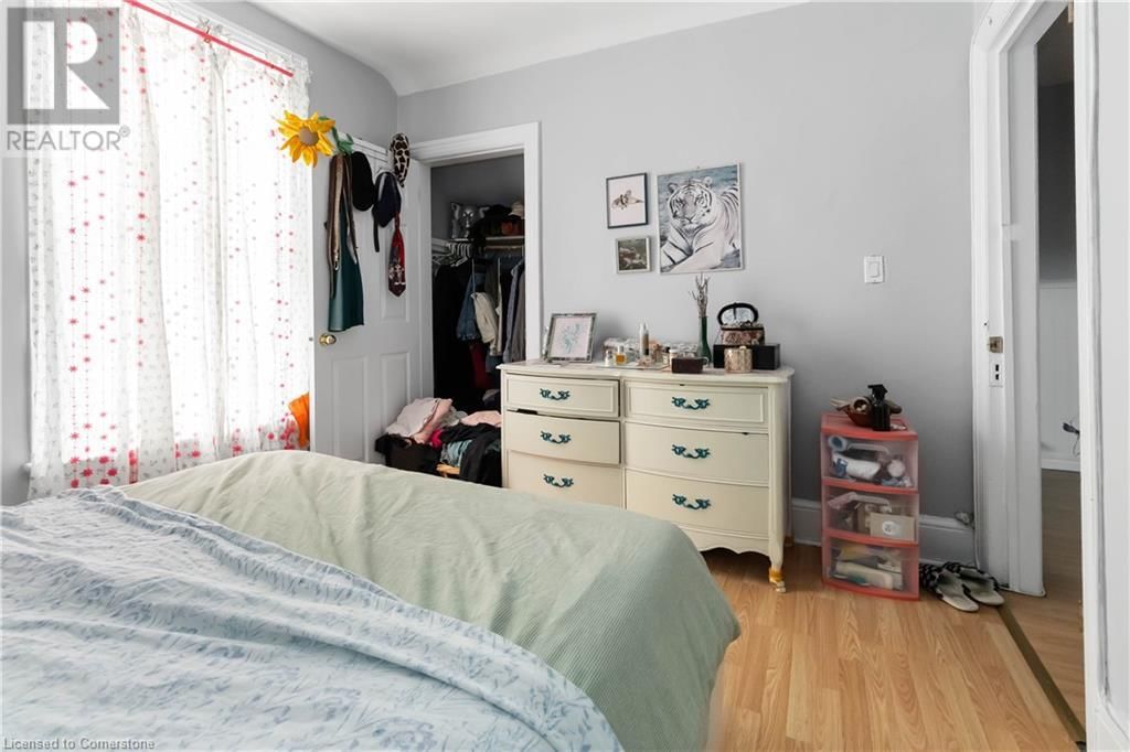 12 DUKE STREET Image 8