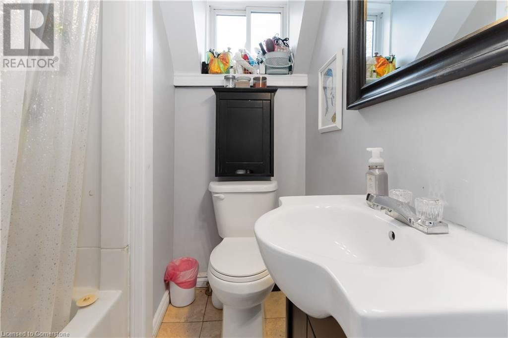 12 DUKE STREET Image 9