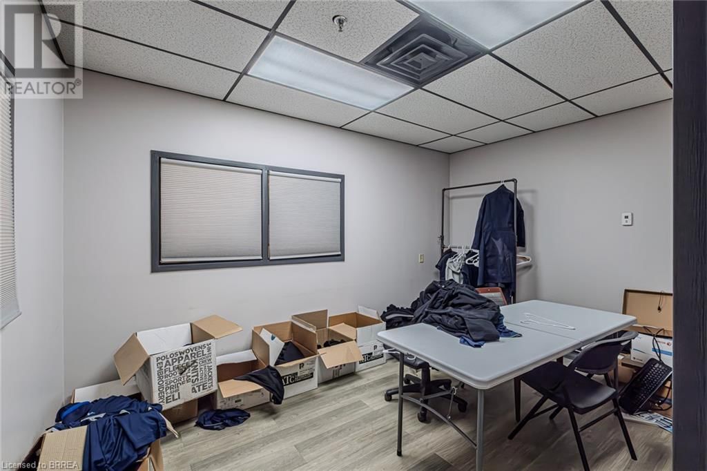 396 HENRY STREET Image 11