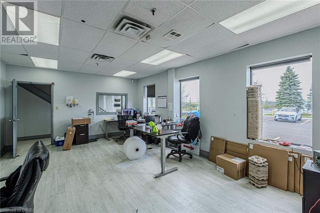 396 HENRY STREET Image 15