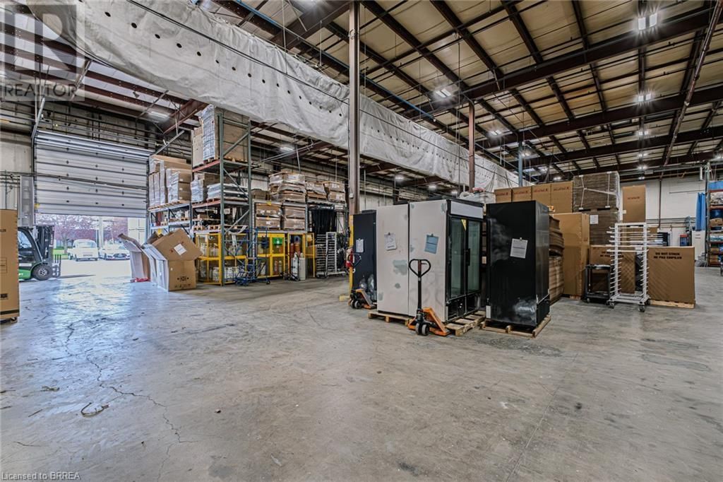 396 HENRY STREET Image 25