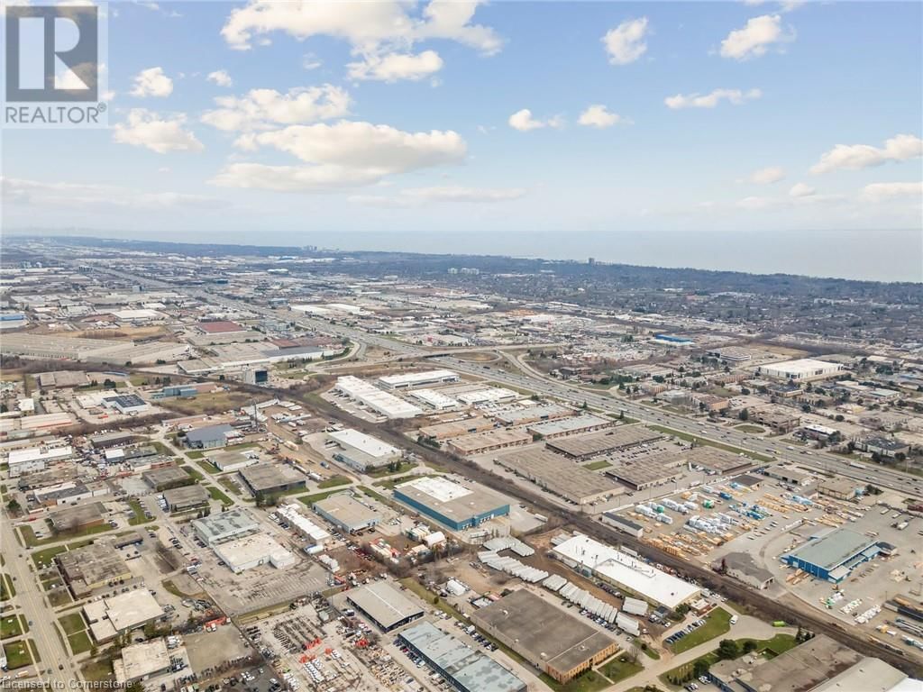 2-3 - 3230 MAINWAY Image 6