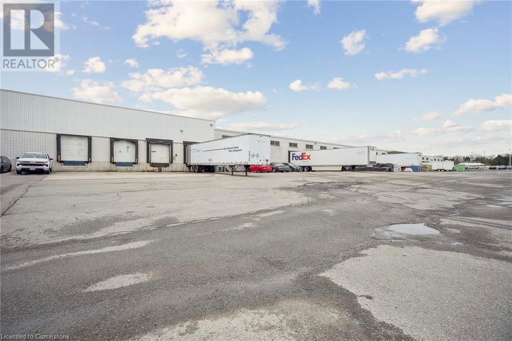 2-3 - 3230 MAINWAY Image 9