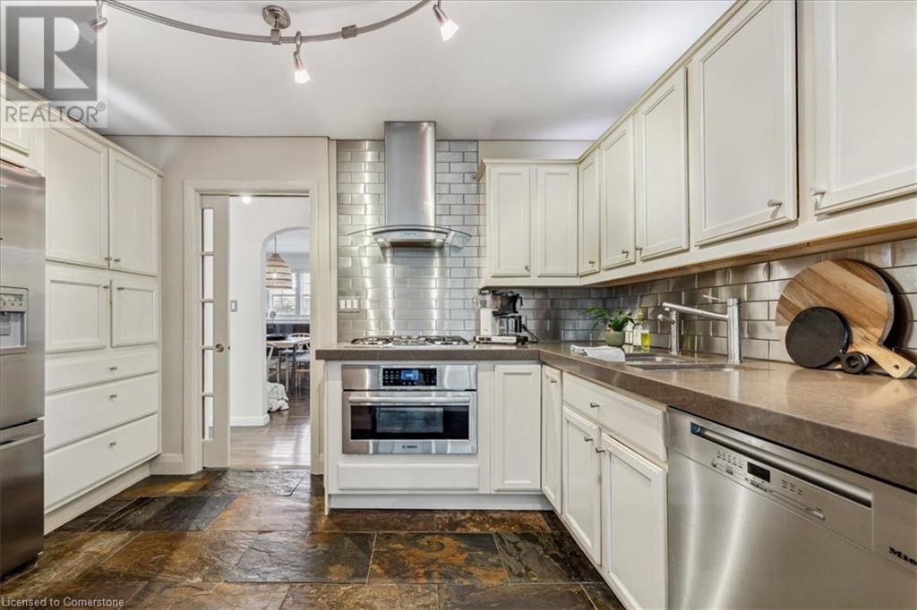 607 HURD AVENUE Image 11
