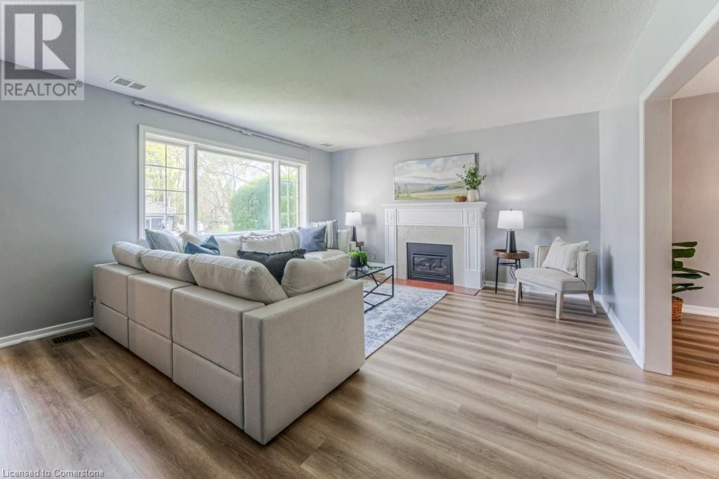 202 FORSYTH DRIVE Image 13