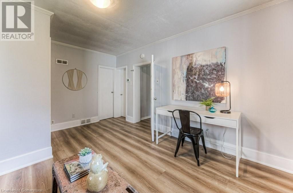 202 FORSYTH DRIVE Image 28
