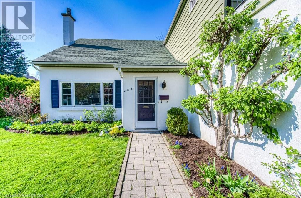 202 FORSYTH DRIVE Image 4