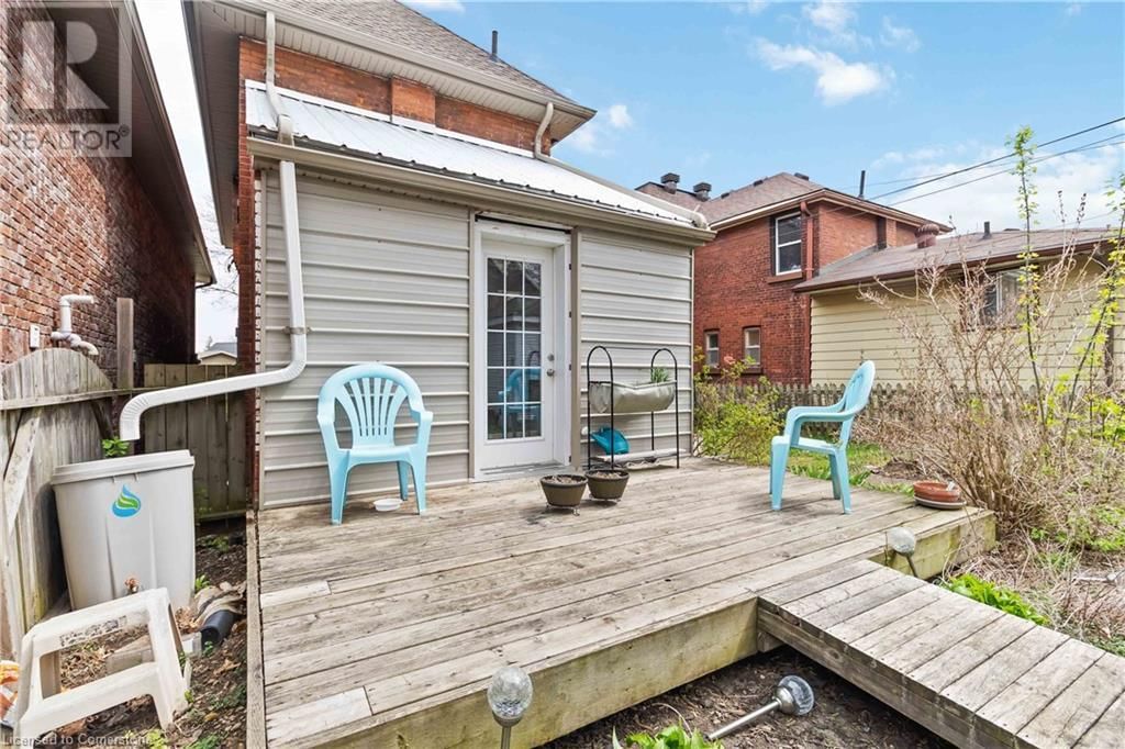 13 SARAH STREET Image 29