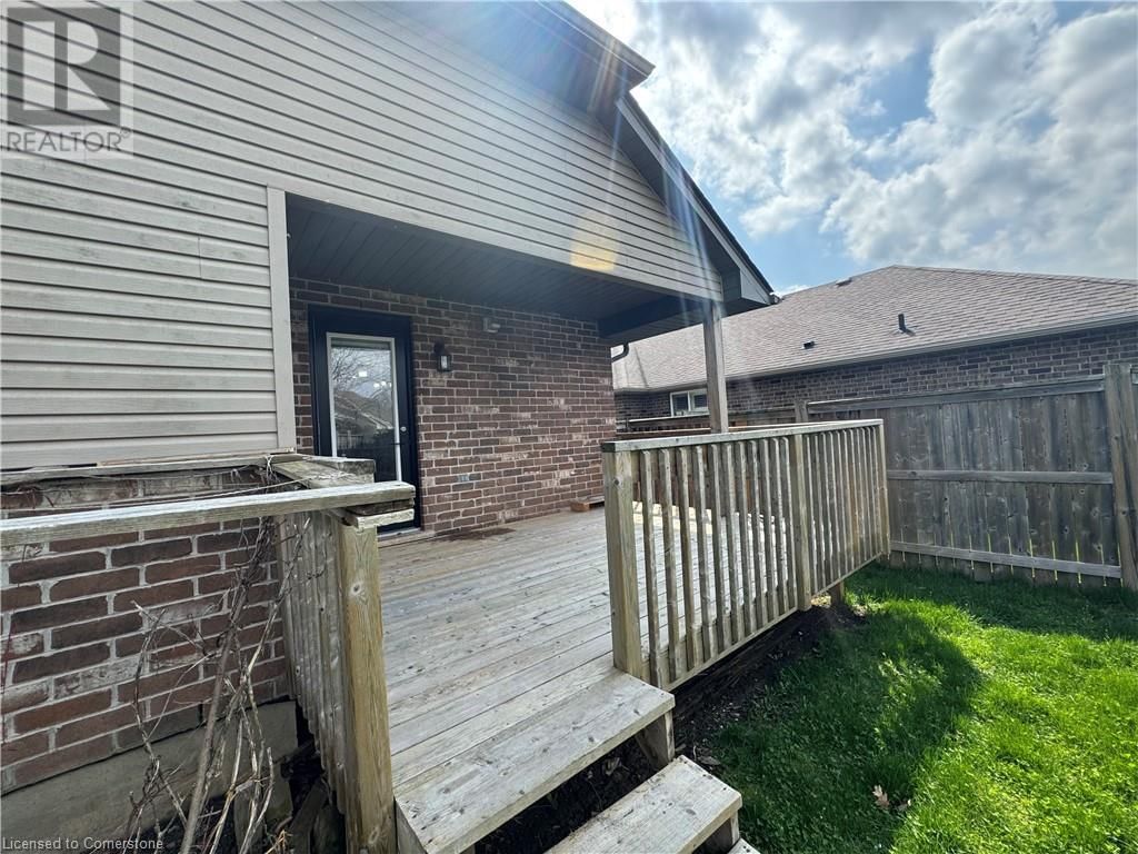 3 LAWRENCE AVENUE Image 22