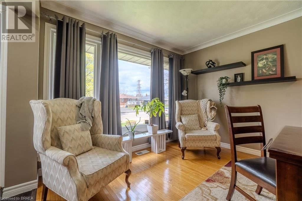 43 LINDEN AVENUE Image 8