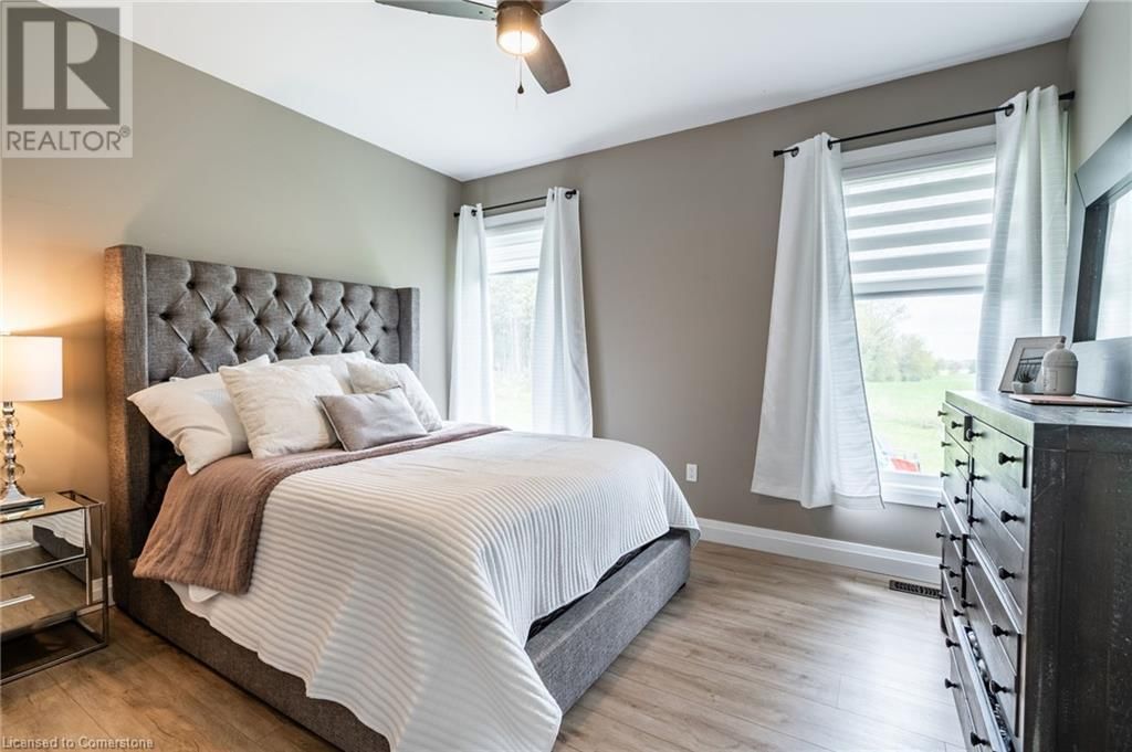 1266 COLBORNE STREET WEST Image 29