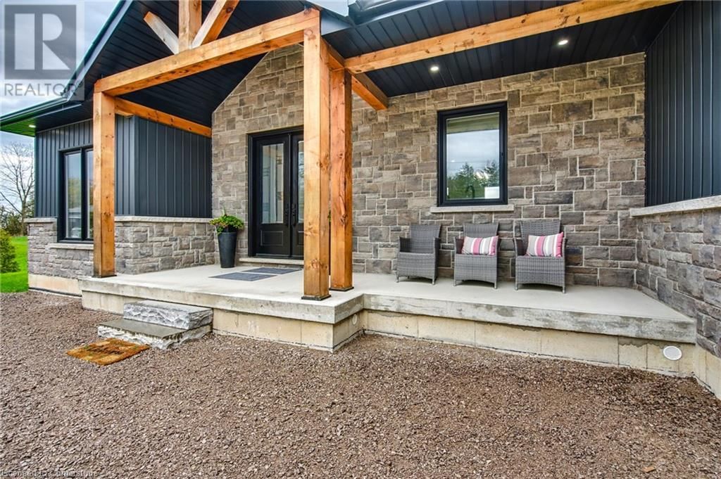 1266 COLBORNE STREET WEST Image 3