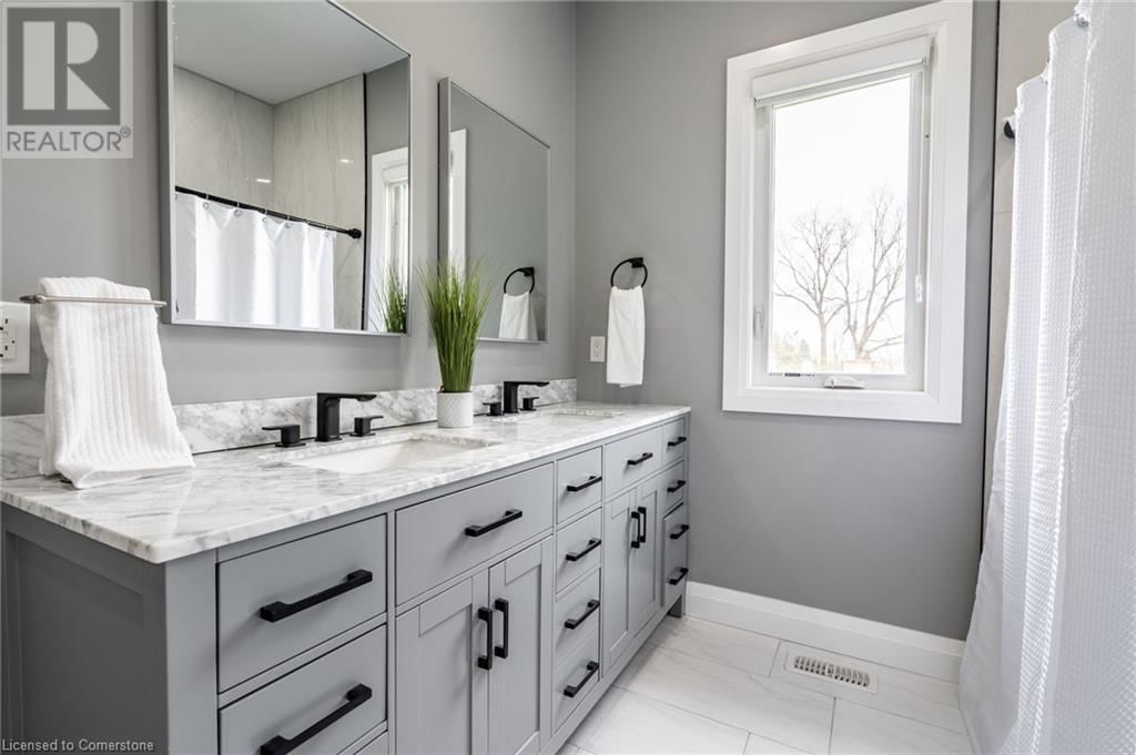 1266 COLBORNE STREET WEST Image 35